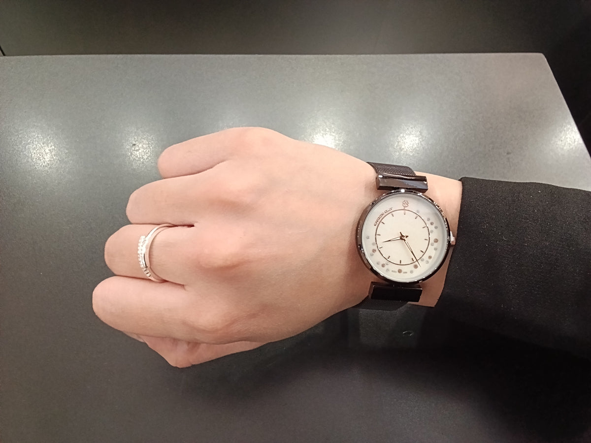 Reloj knock out