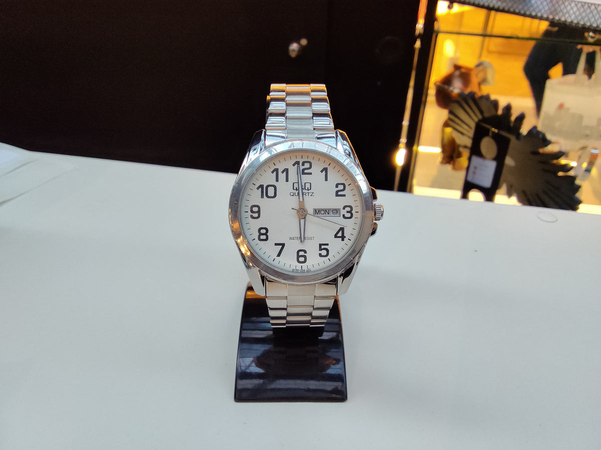 Reloj Q&Q Quartz