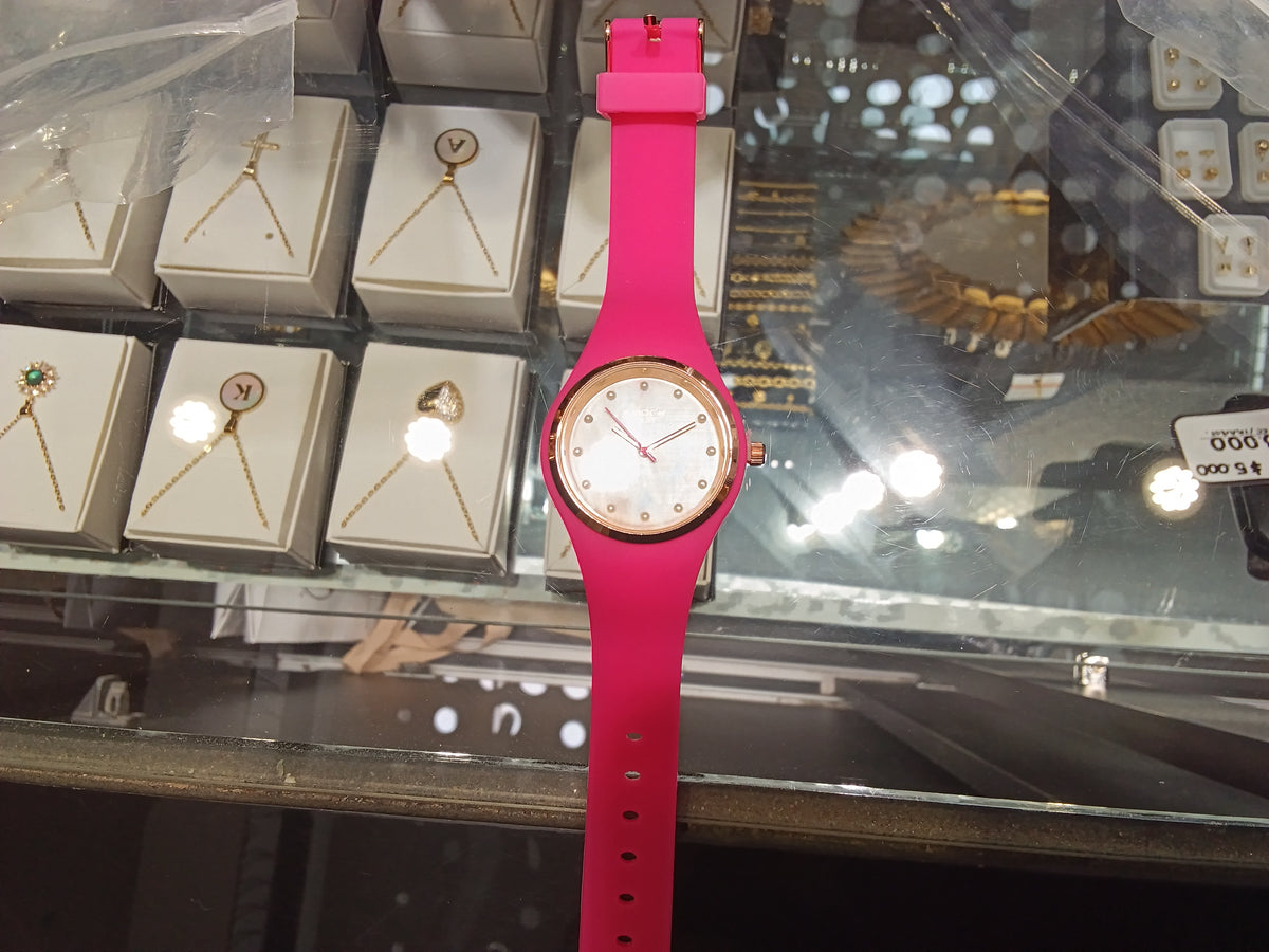 Reloj knock out
